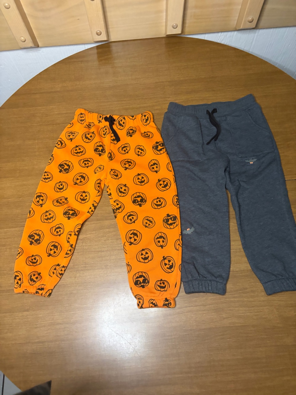 Boys 3 T Halloween Sweat pants